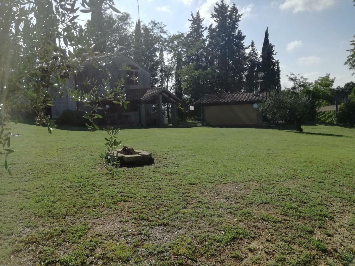 Tuscany Easy Holidays Apartamento Capannoli Exterior foto