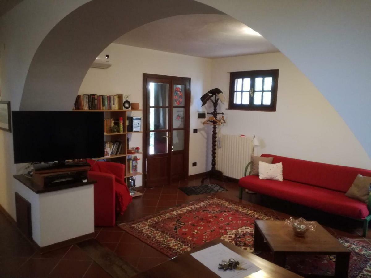 Tuscany Easy Holidays Apartamento Capannoli Exterior foto